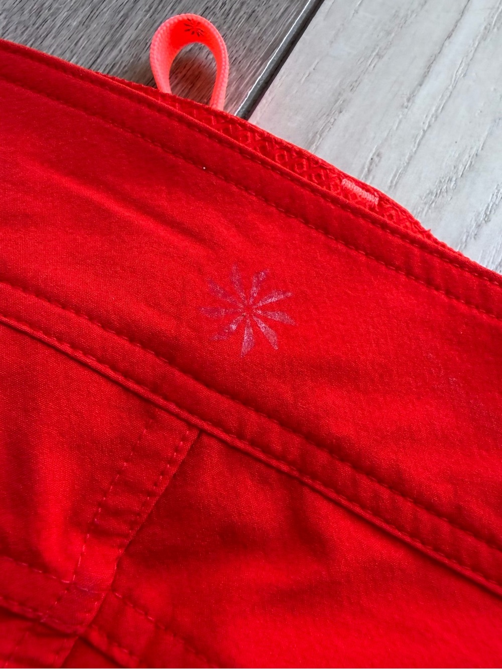 Athleta Clearwater 4" Short - Picture 7 of 8
